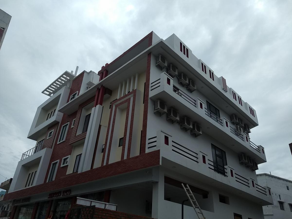 Hotel Reyansh Tanakpur 外观 照片