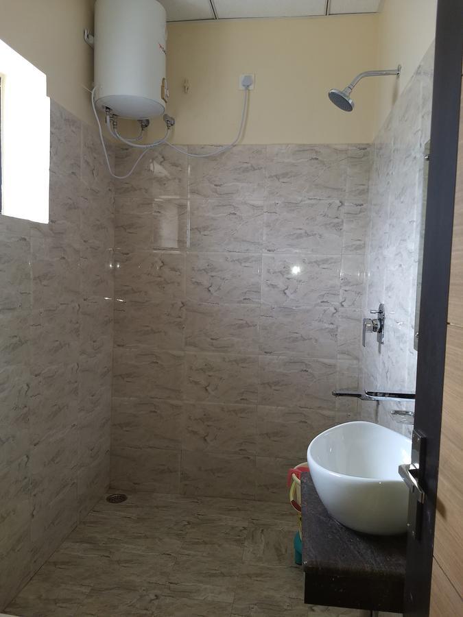 Hotel Reyansh Tanakpur 外观 照片