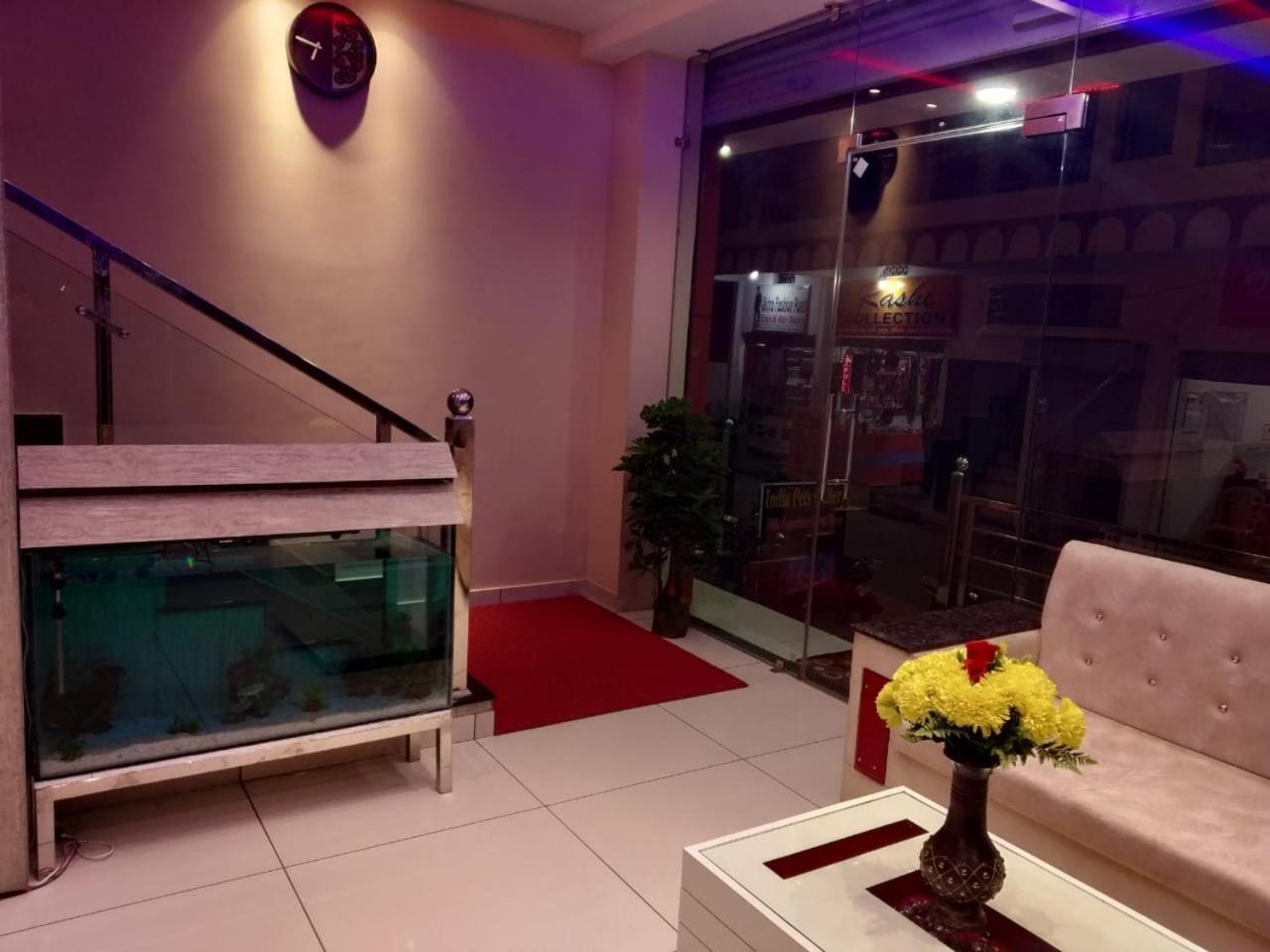 Hotel Reyansh Tanakpur 外观 照片