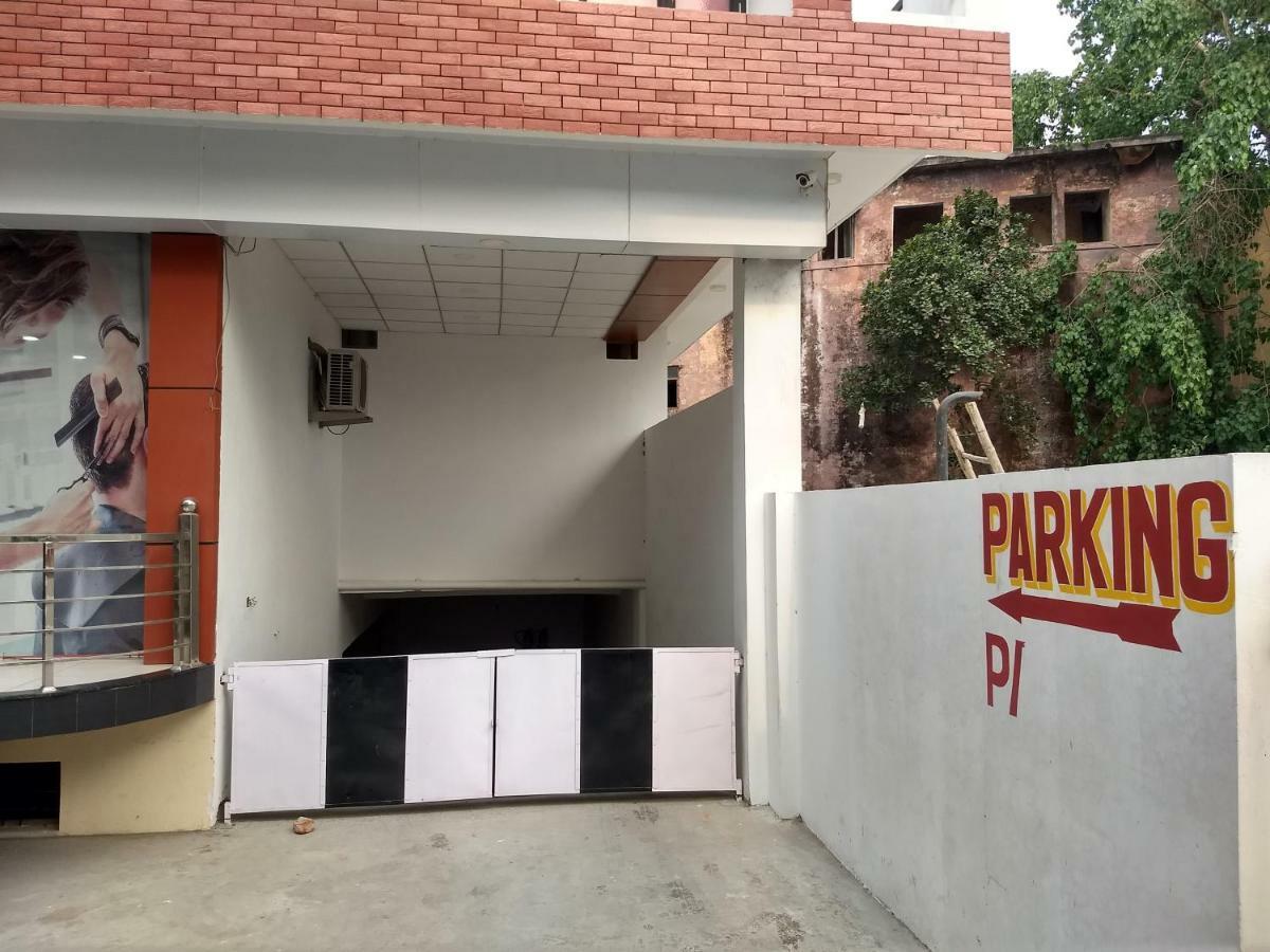 Hotel Reyansh Tanakpur 外观 照片